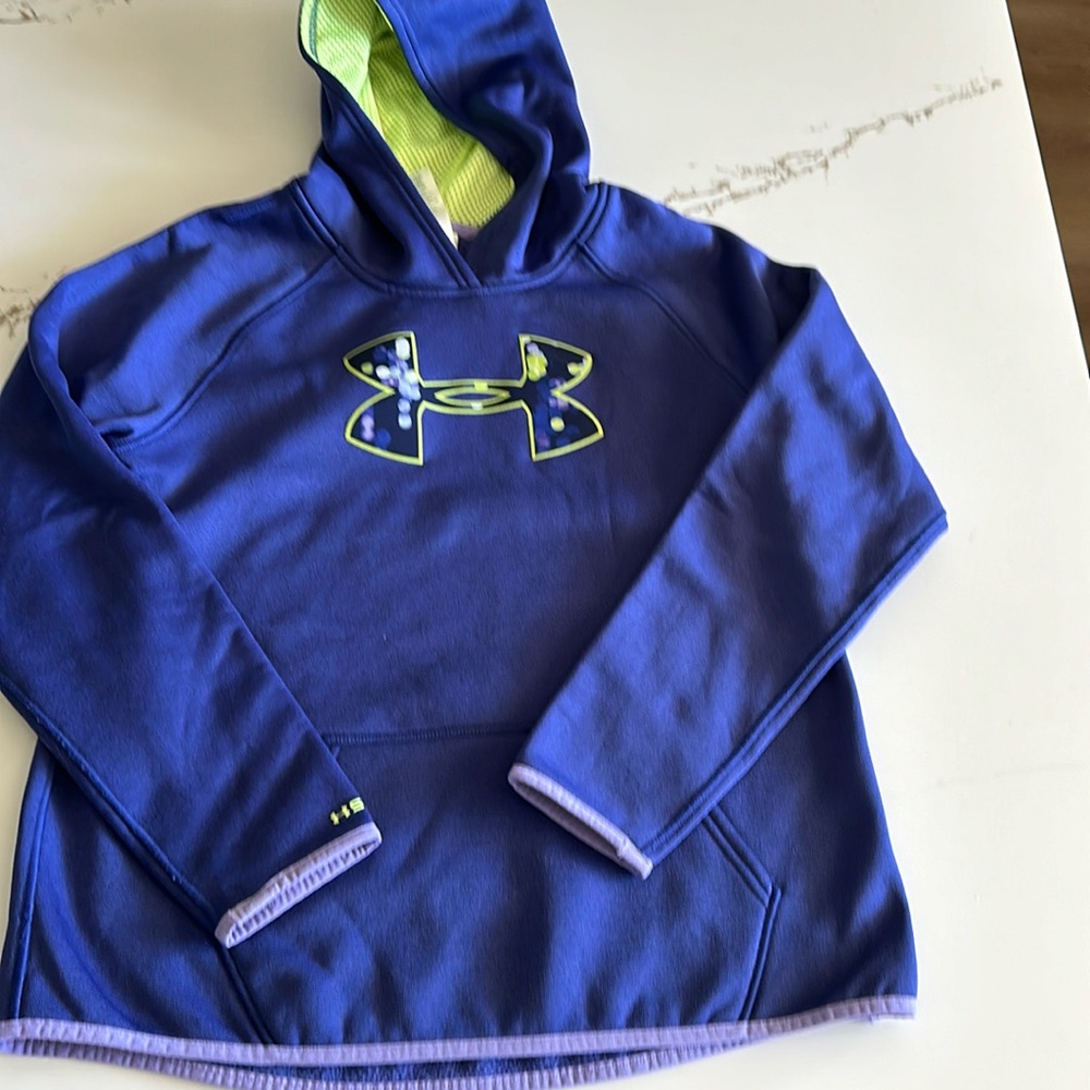 Under Armour girls, extra large hoodie